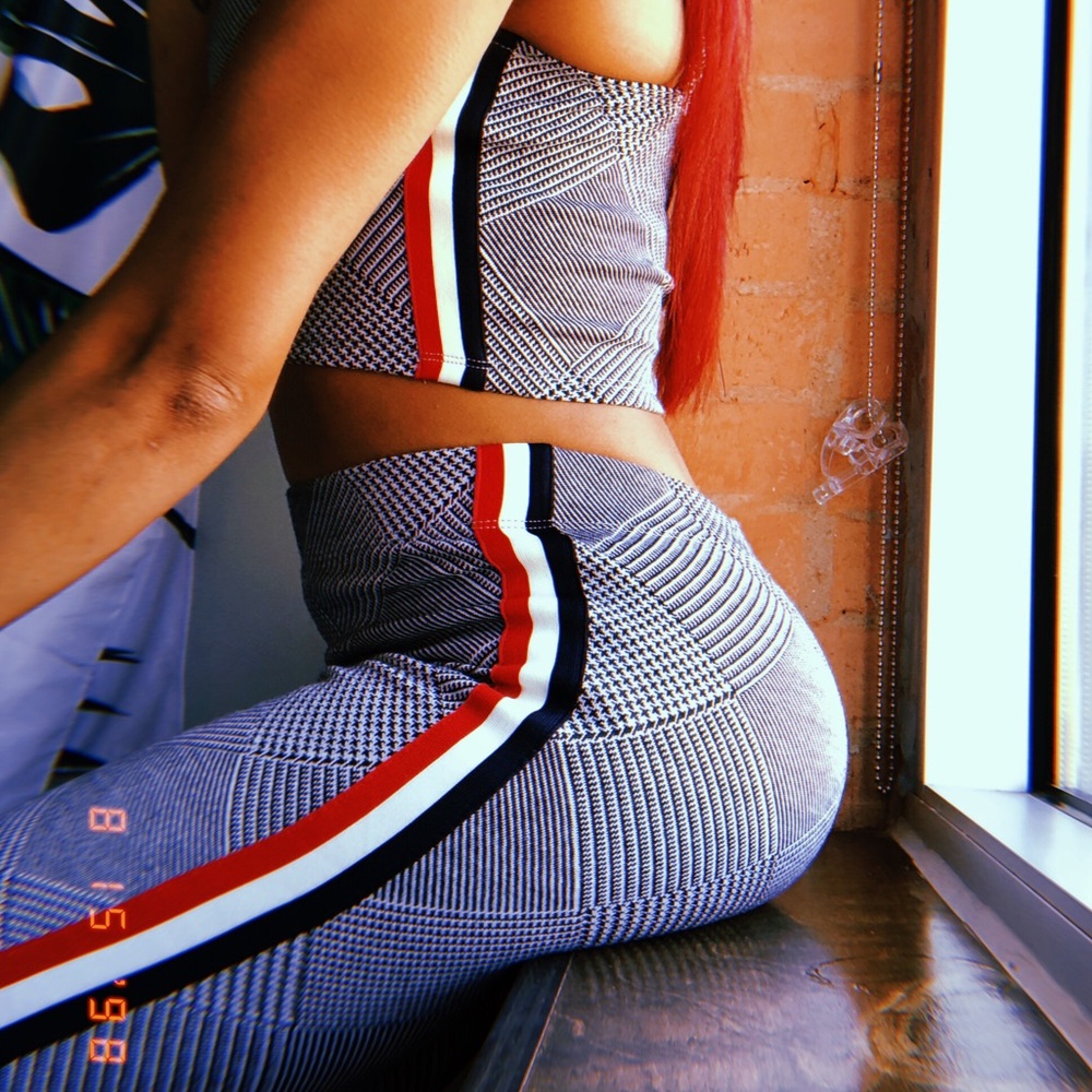 Clueless 2 Piece
